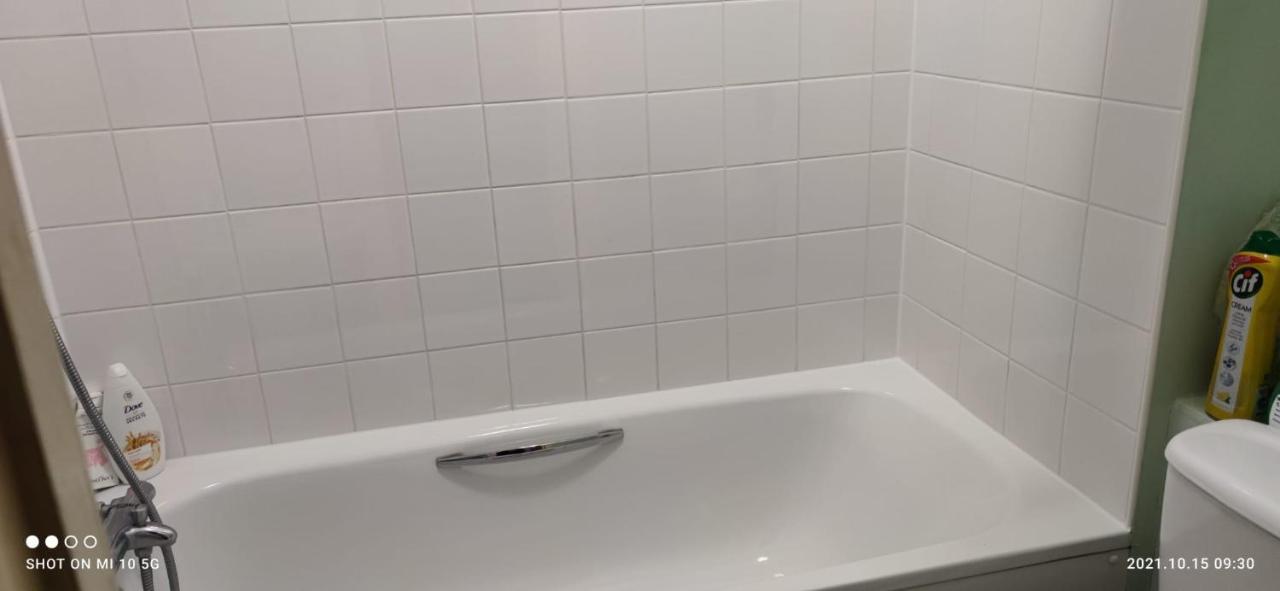 Nice Double Bedroom At Streatham Place Лондон Екстериор снимка